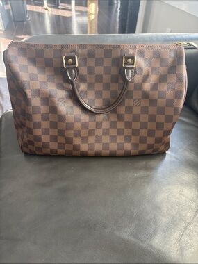 Louis Vuitton Damier Speedy 35